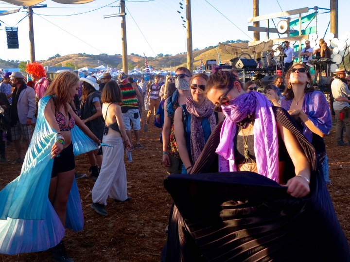 stonecoldbetch lightning in a bottle at lib stage WINGS-5