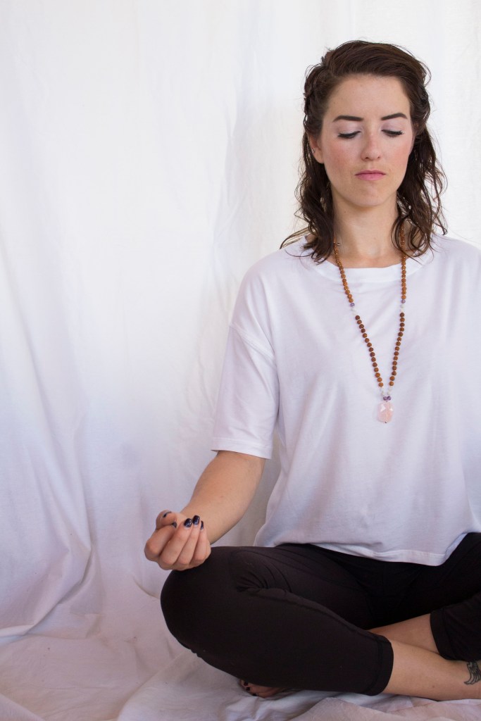 meditation-tips-mala-beads-stonecoldbetch-tiny-devotion_8